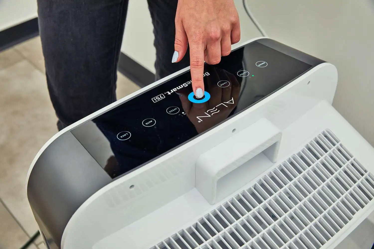 Levoit Air Purifier Red Light
